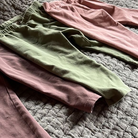 Trio of H&M Baby Girl Leggings - Picture 2 of 8